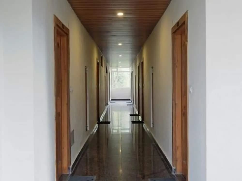 Hotel Jeyan Inn - photo 13
