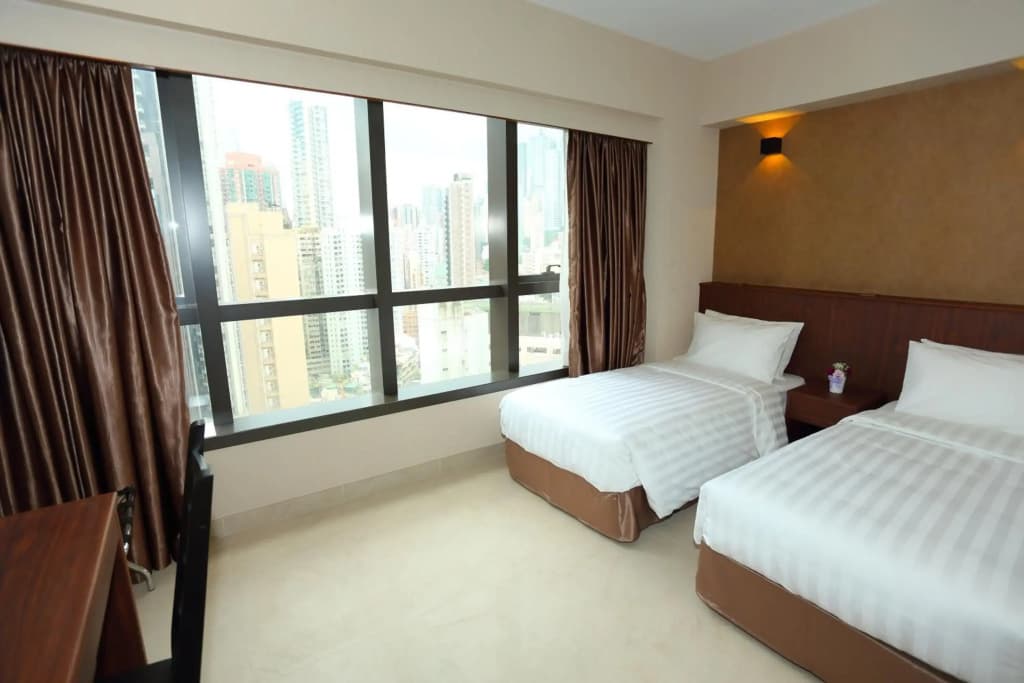 WE Hotel - photo 12