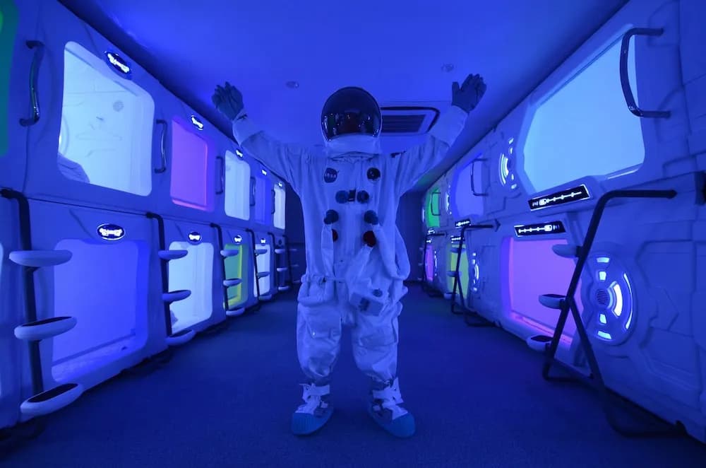 Moon Station Hotel Tokyo - photo 21