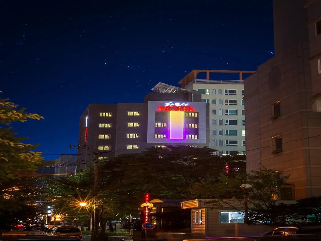 Harmony Hotel - photo 1
