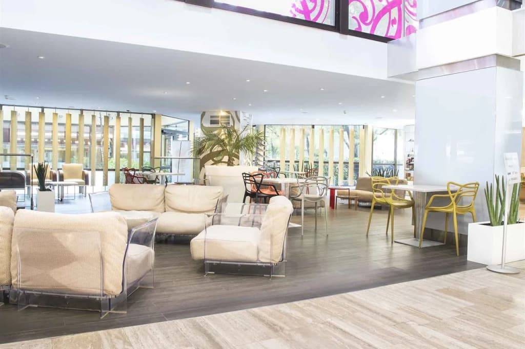 Mercure Paris Centre Tour Eiffel Hotel - photo 19