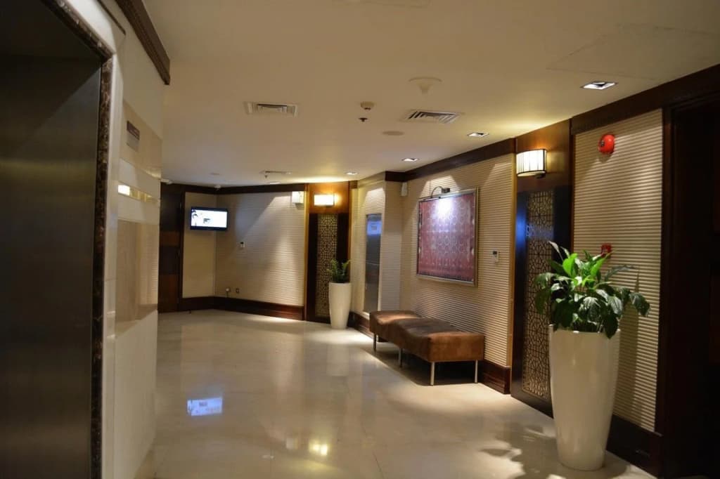 Grand Regal Hotel Hotel - photo 3