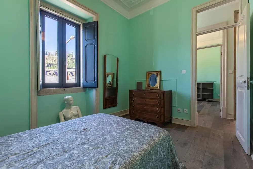 Beautiful Classic Designed 3-bed Villa in Lisboa - photo 5