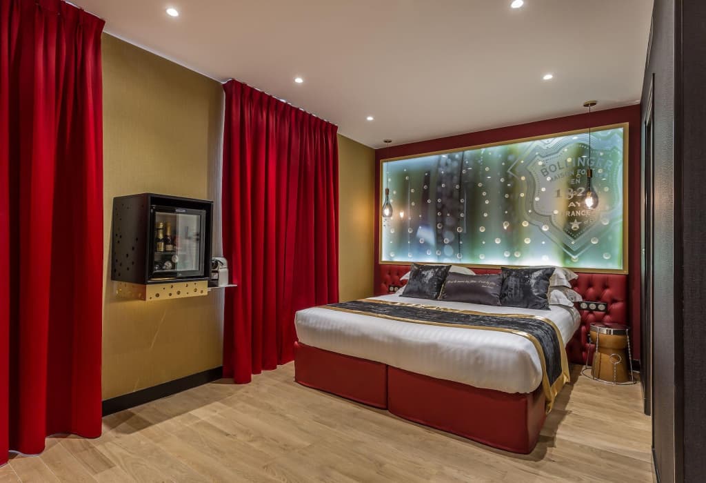 Hotel Les Bulles de Paris - photo 29