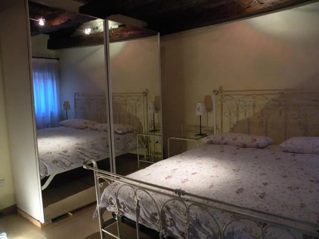 Venetian Apartments - photo 8