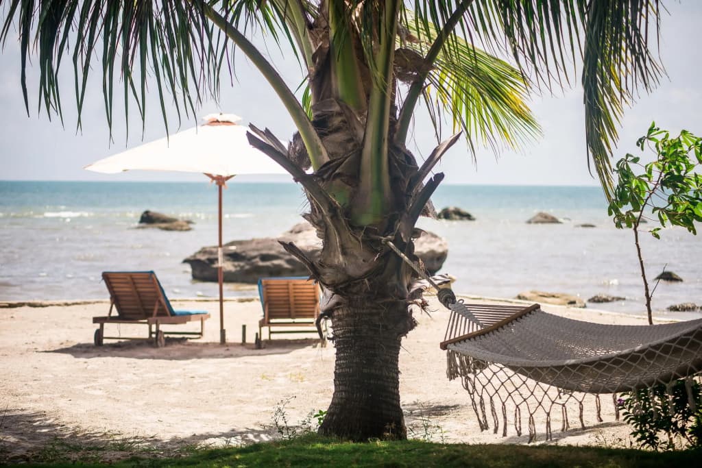 Rocks Beach Boutique Bungalows - photo 18