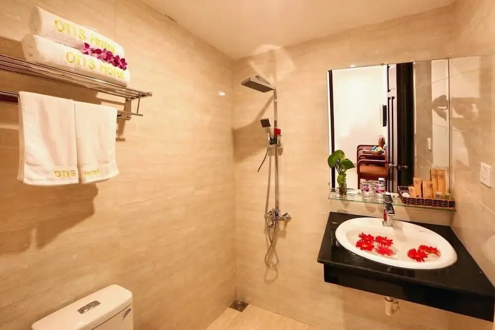 Otis Hotel - photo 7