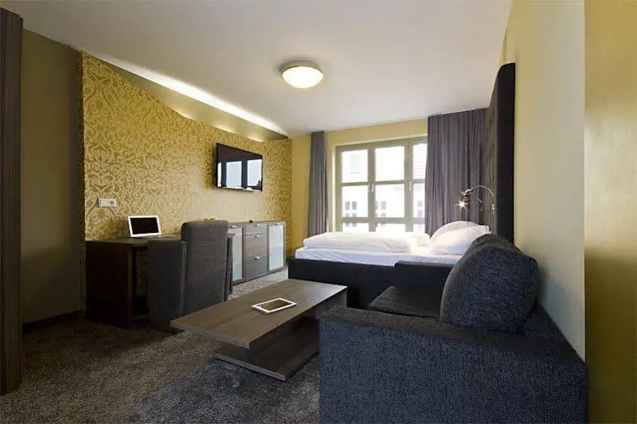 In Hotel Berlin - photo 5