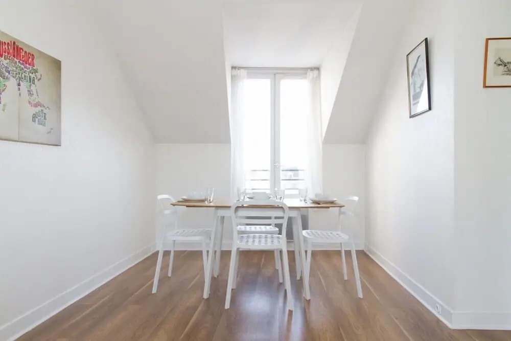 Le Marais - Beaubourg Apartment - photo 9