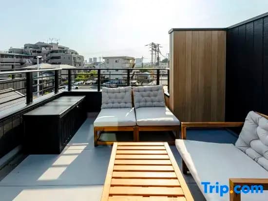 HoursHouse Elara Hotel - photo 11