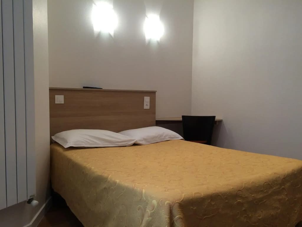 Hotel Mimosa - photo 32
