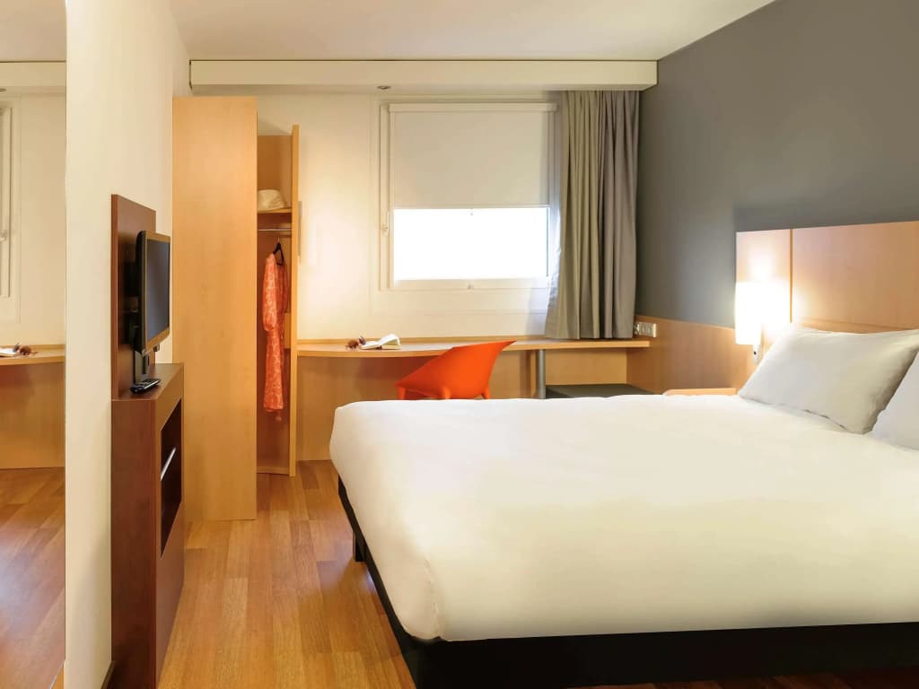 ibis Berlin Kurfürstendamm - photo 4