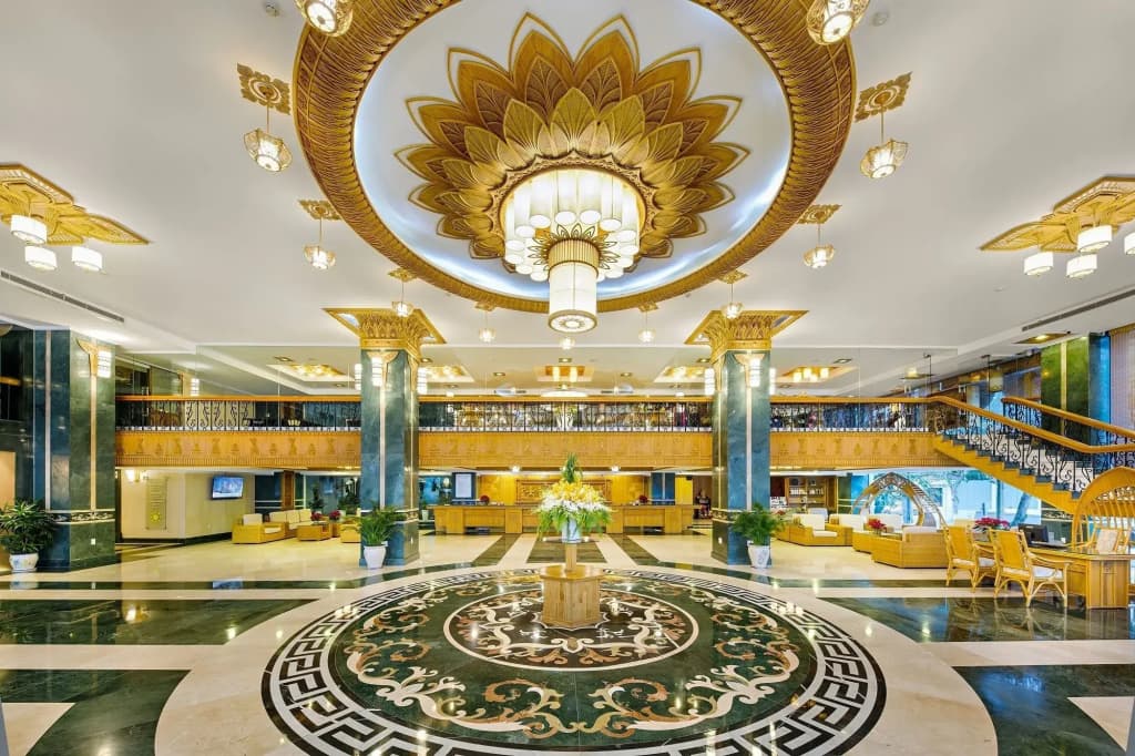 Green Plaza Hotel - photo 13