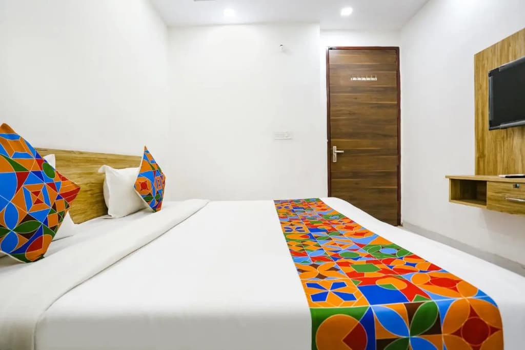 Fabhotel Silver Crown - photo 19