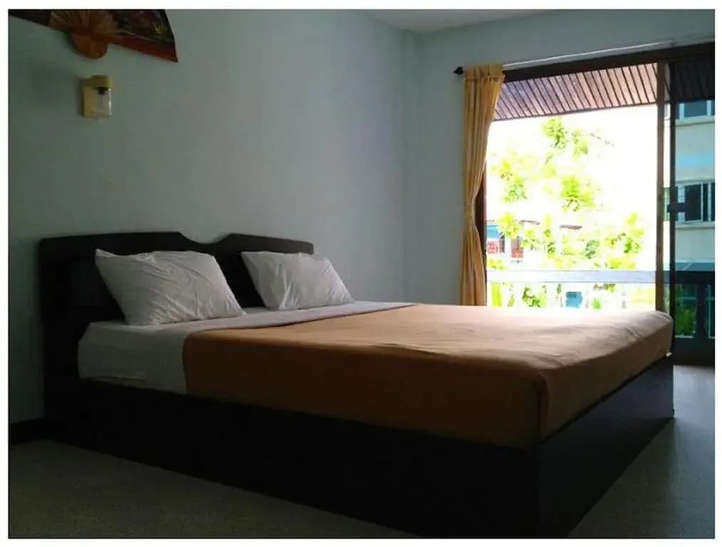 Peter Kamala Guesthouse - photo 4