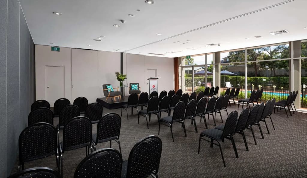 Rydges Bankstown - photo 18