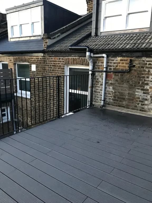 Warwick Avenue - photo 16