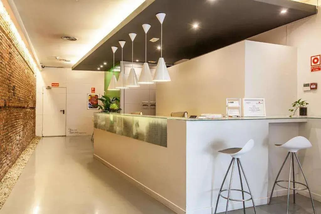 Hotel Chic And Basic - photo 18