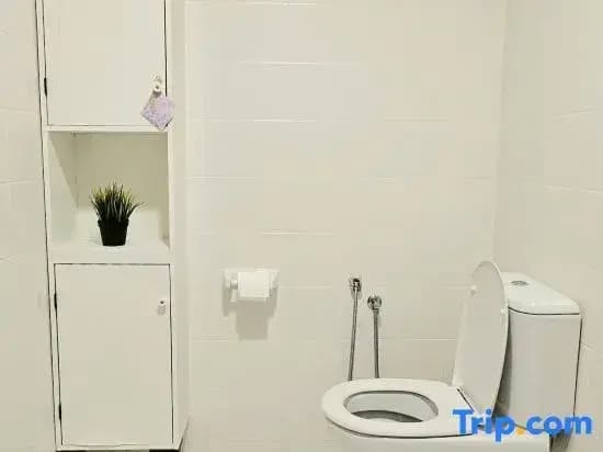Minimalist studio @ Trefoil Setia Alam (linked bridge to Mall/Convention Centre/NIH/Peninsula) - photo 3