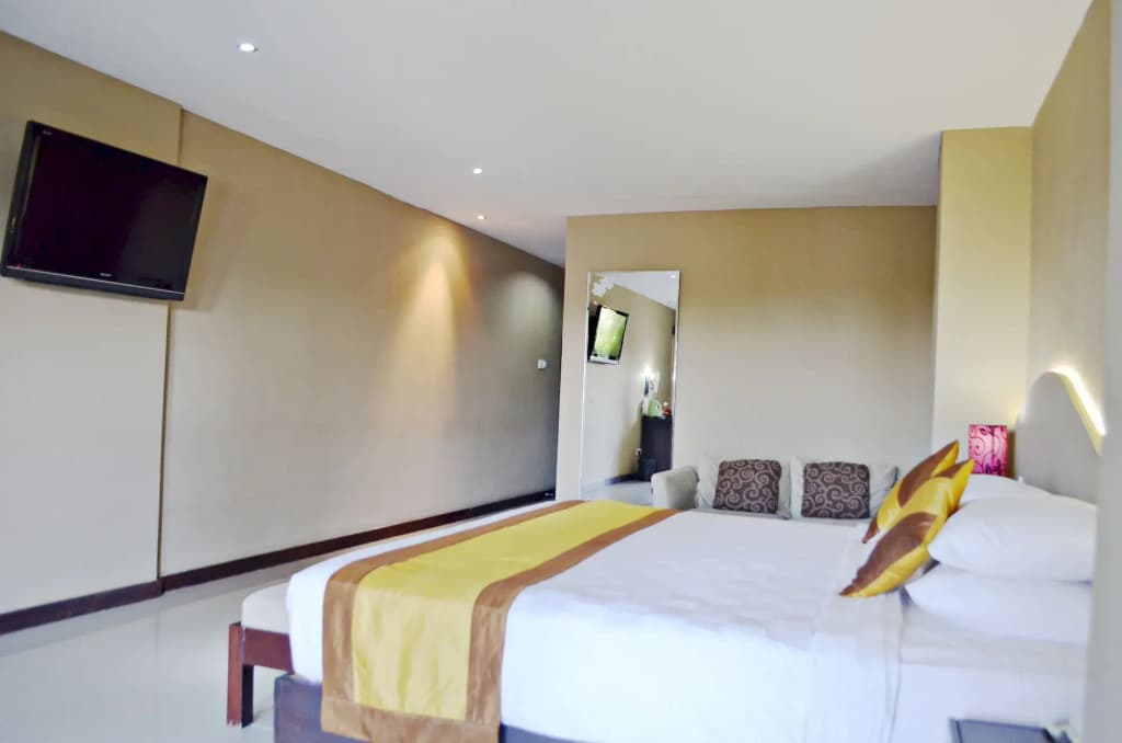 Nirmala Hotel and Convention Centre - photo 5