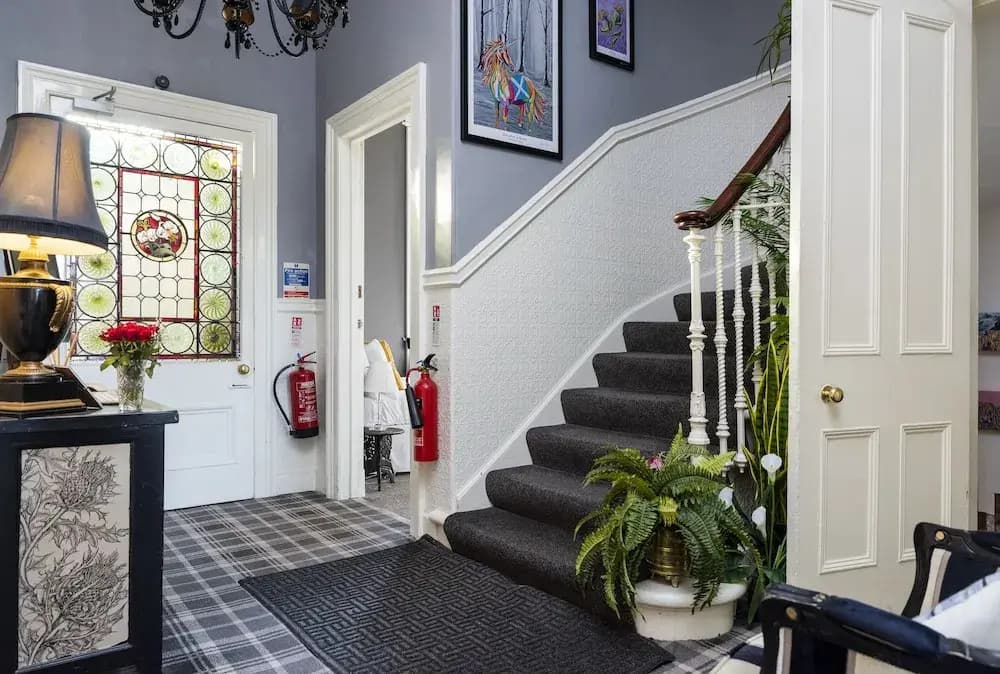 Claremont Guesthouse - photo 12
