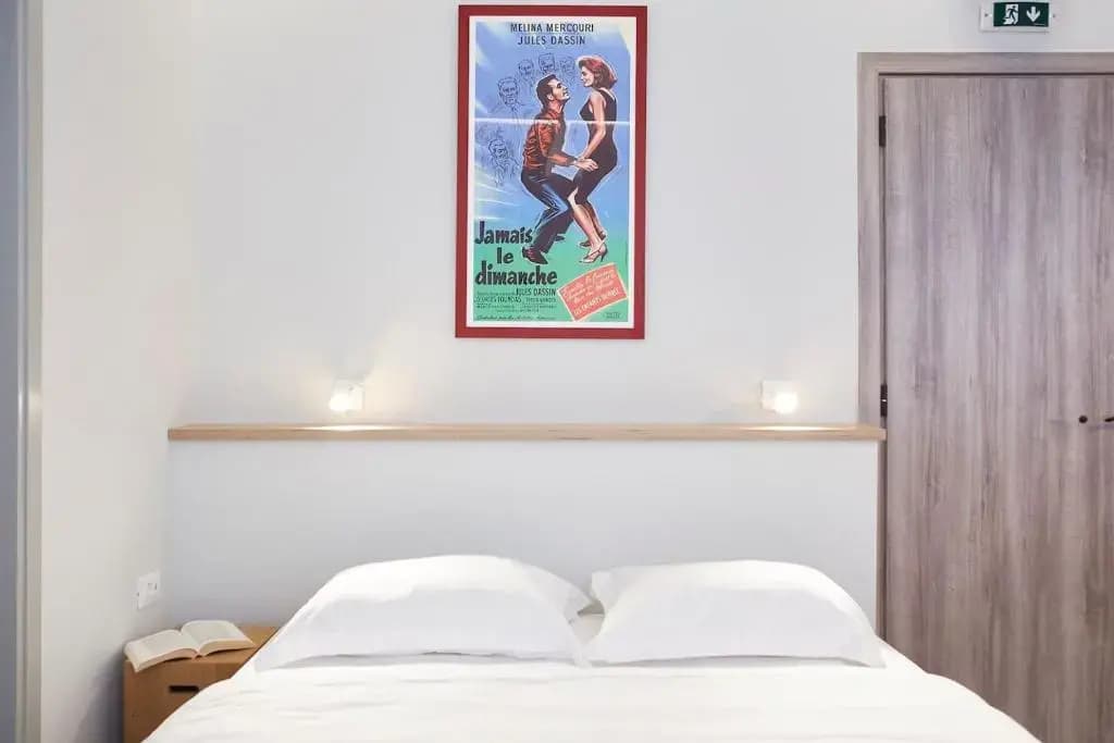 Enjoy Athens from a funky studio near Acropolis! - photo 3