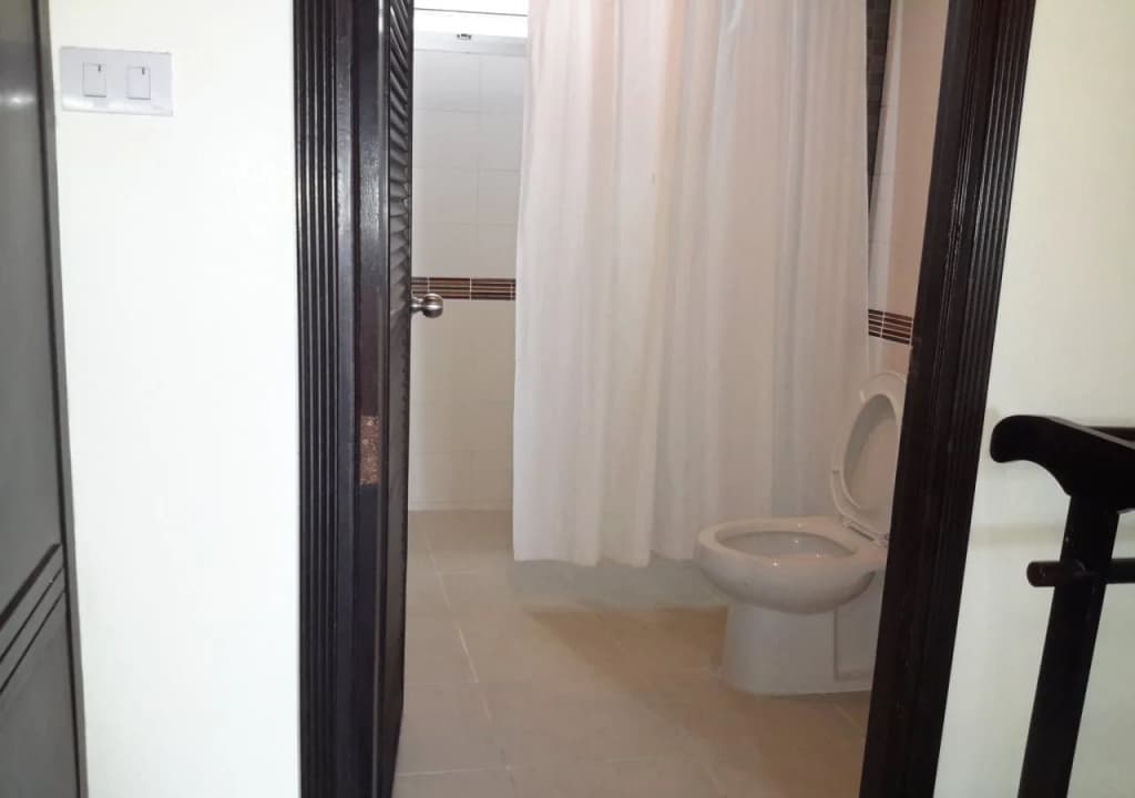 J Hotel - photo 9
