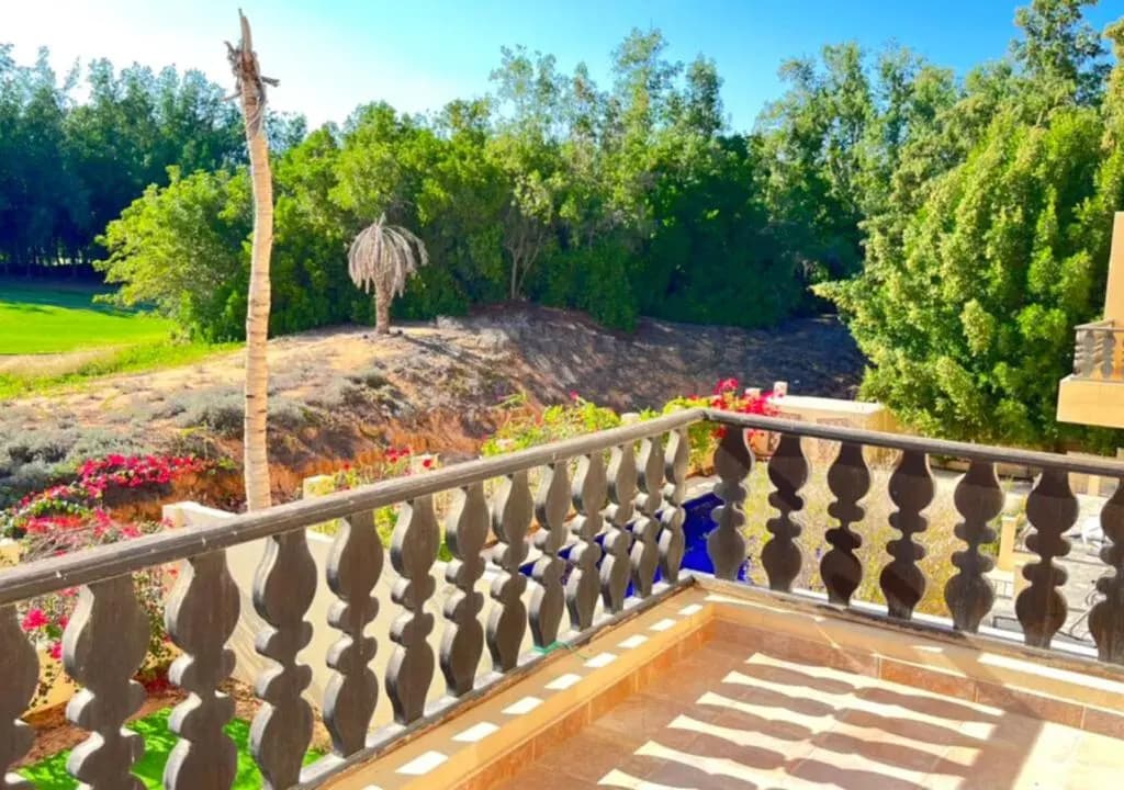 Al Hamra 4-Bedroom Luxury Villa Golf View - photo 8
