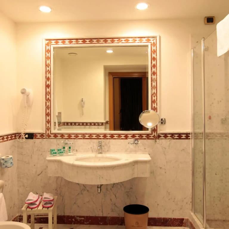 Marconi Hotel - photo 43