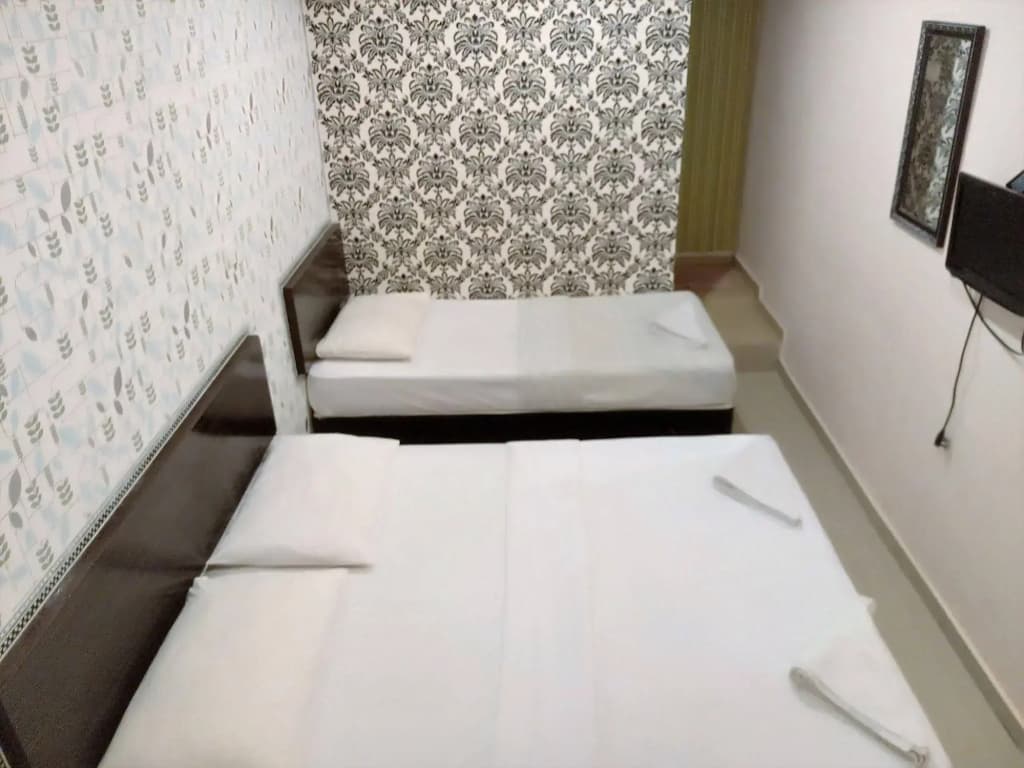 OYO 89407 EZI Hotel - photo 4