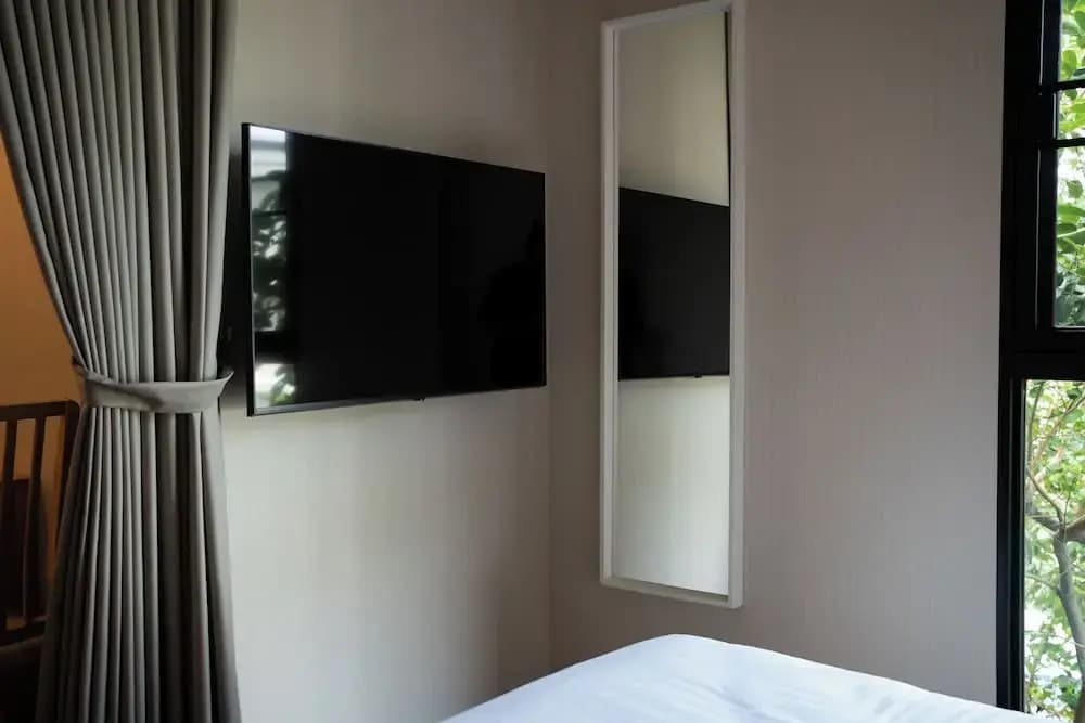 Title V X413 - photo 21