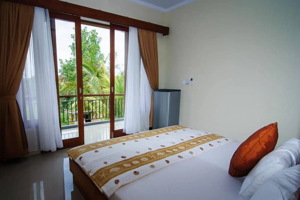 Puji Bungalow & Hostel - photo 4