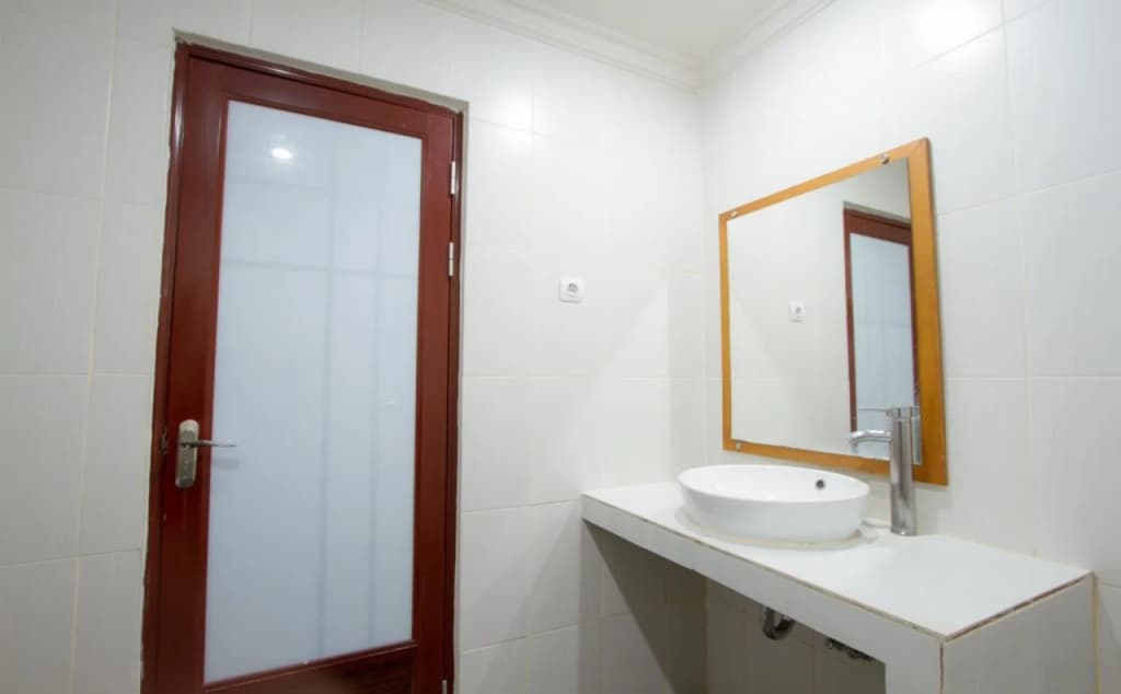 OYO 3950 The Ratna Hotel - photo 10