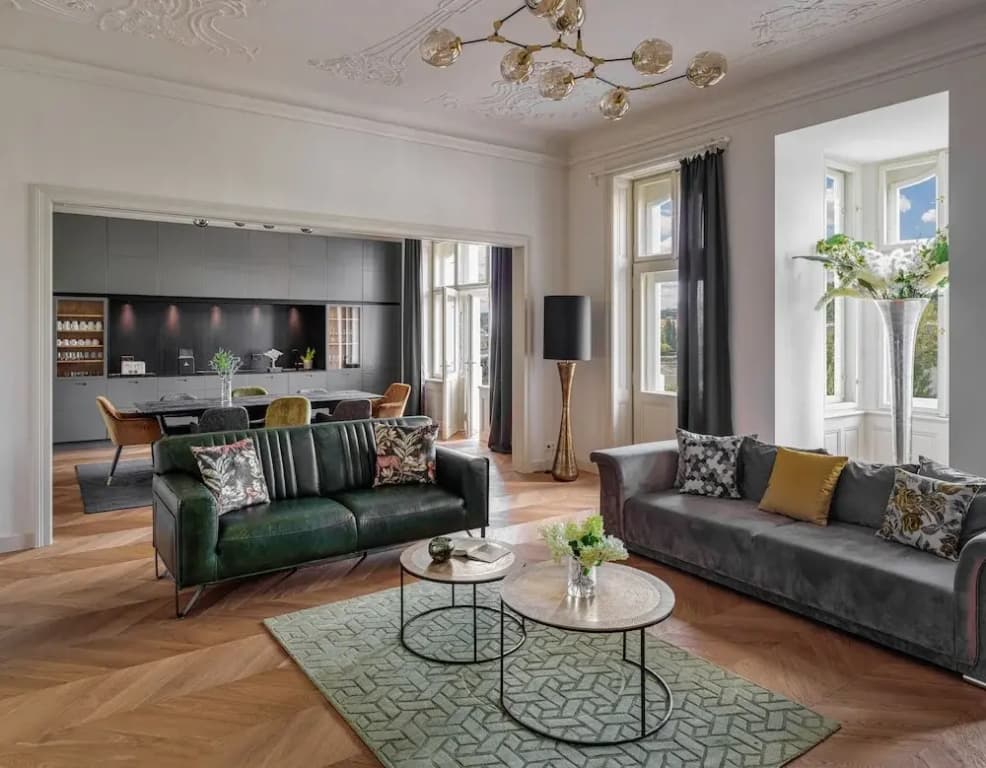 MN6 Luxury Suites by Adrez Living - photo 6