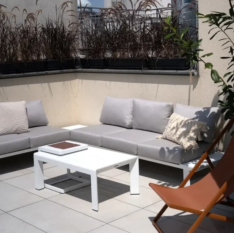 House of Ble - photo 3