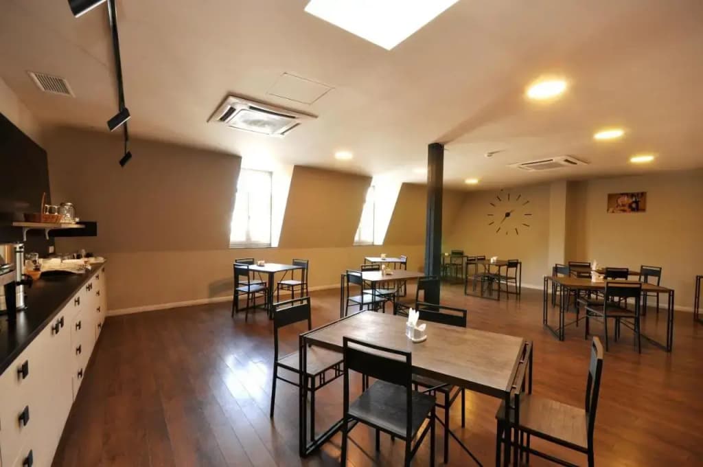 kandoo tbilisi central hostel - photo 19