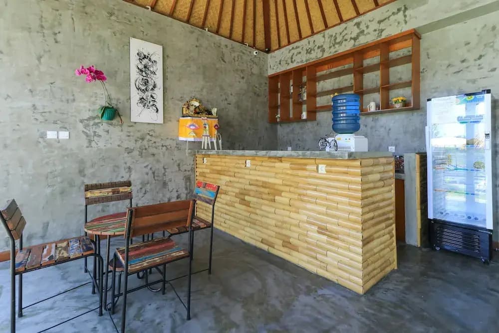 D Anyar Stay and Surf - photo 23