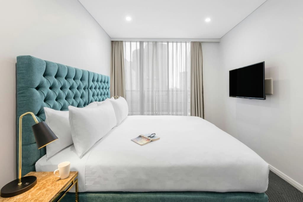 Meriton Suites Pitt Street, Sydney - photo 26