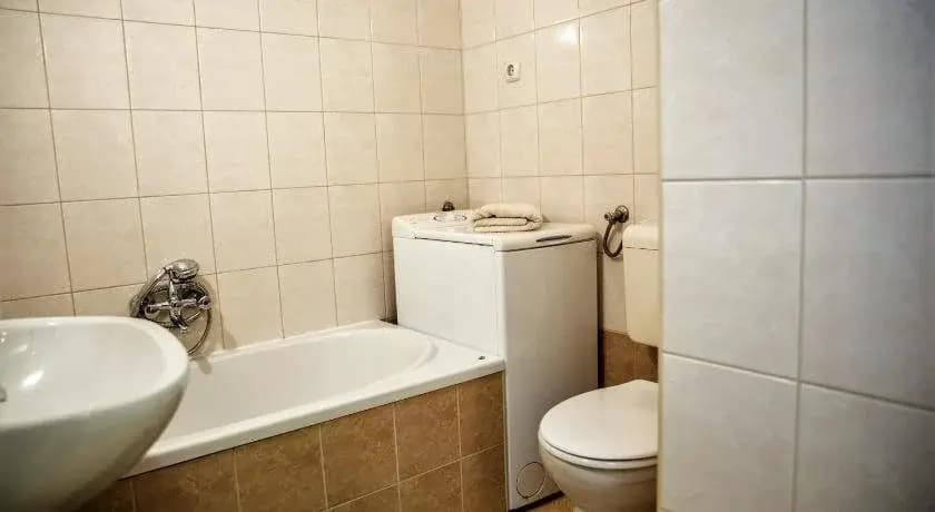 Interflat Hostel Apartments - photo 8
