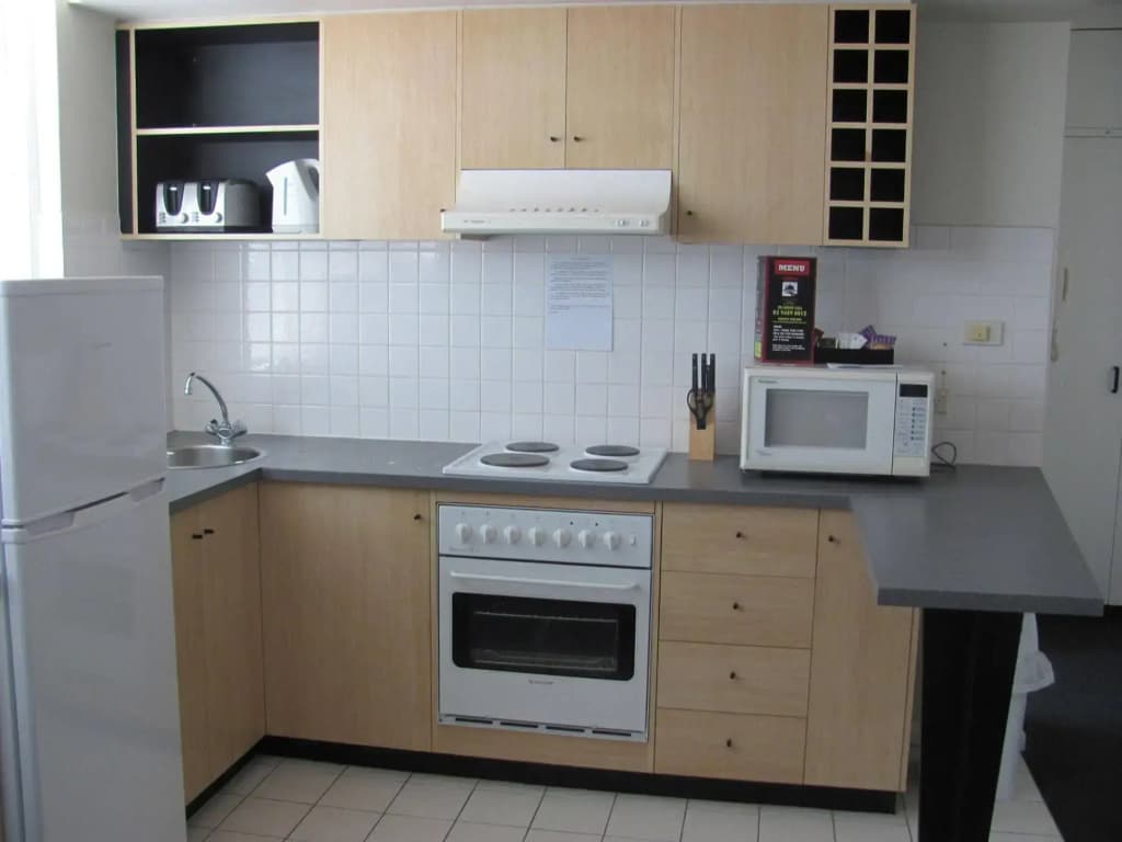 Apartments on Flemington - photo 16