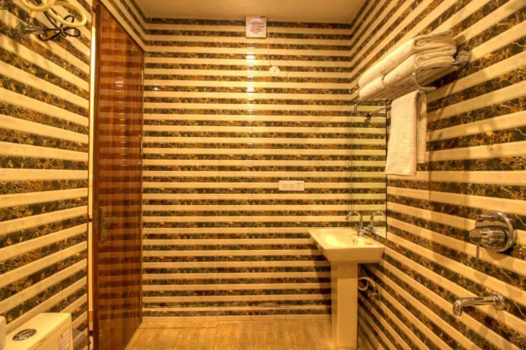 OPO Viva Palace - photo 11