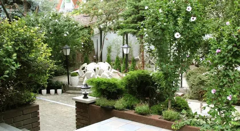 Garden Inn Budapest - photo 9