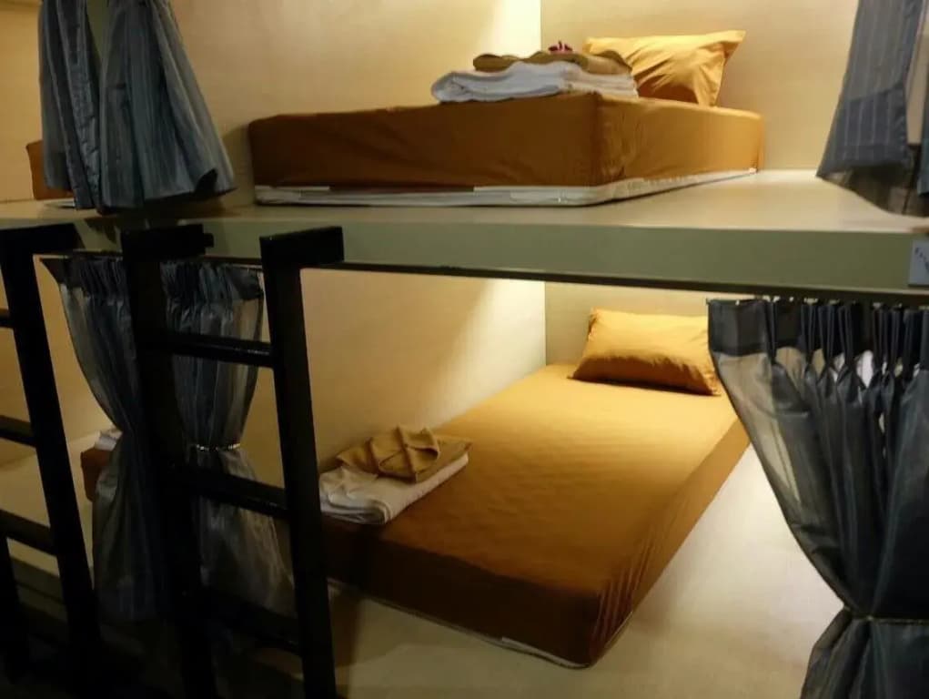 Loma Hostel at Phuket Town - photo 2