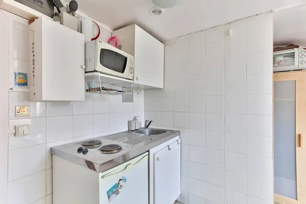 Studio 3 Persons in the 11th arr Pairs - photo 11