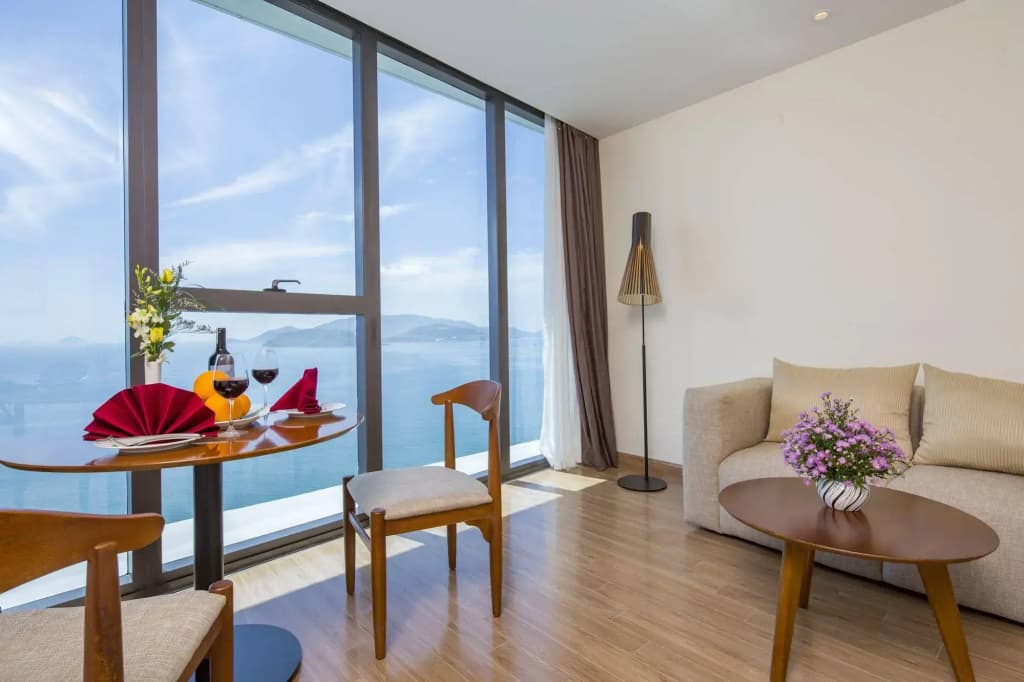 Starcity Bayfront Nha Trang Hotel - photo 8