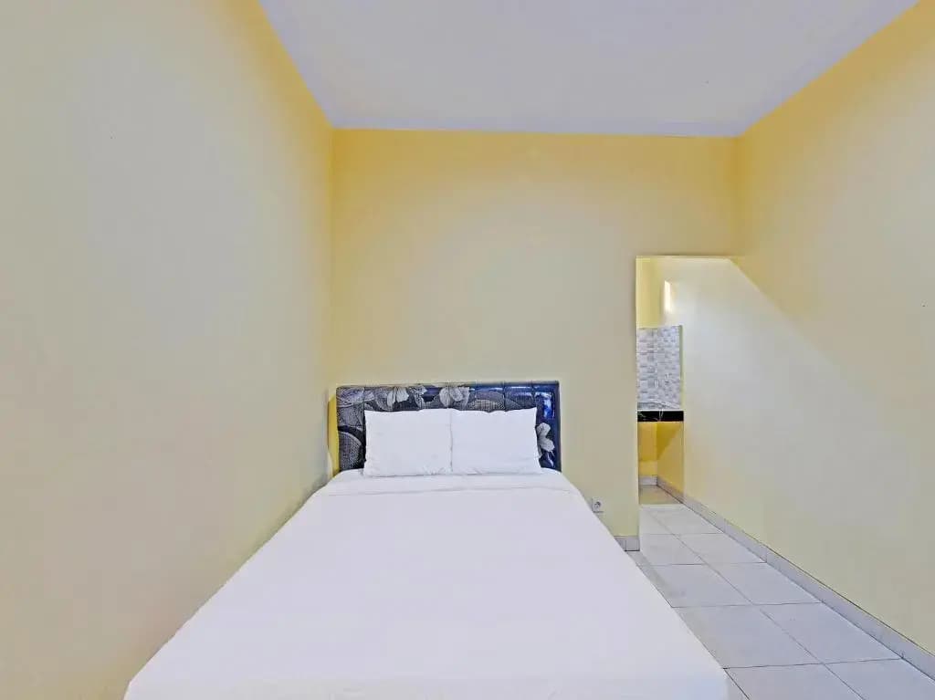 OYO 90823 Casa Jupiter Shine - photo 4