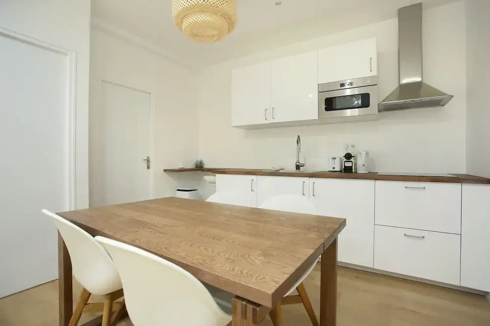 2 Bedrooms 253 St Denis - photo 12