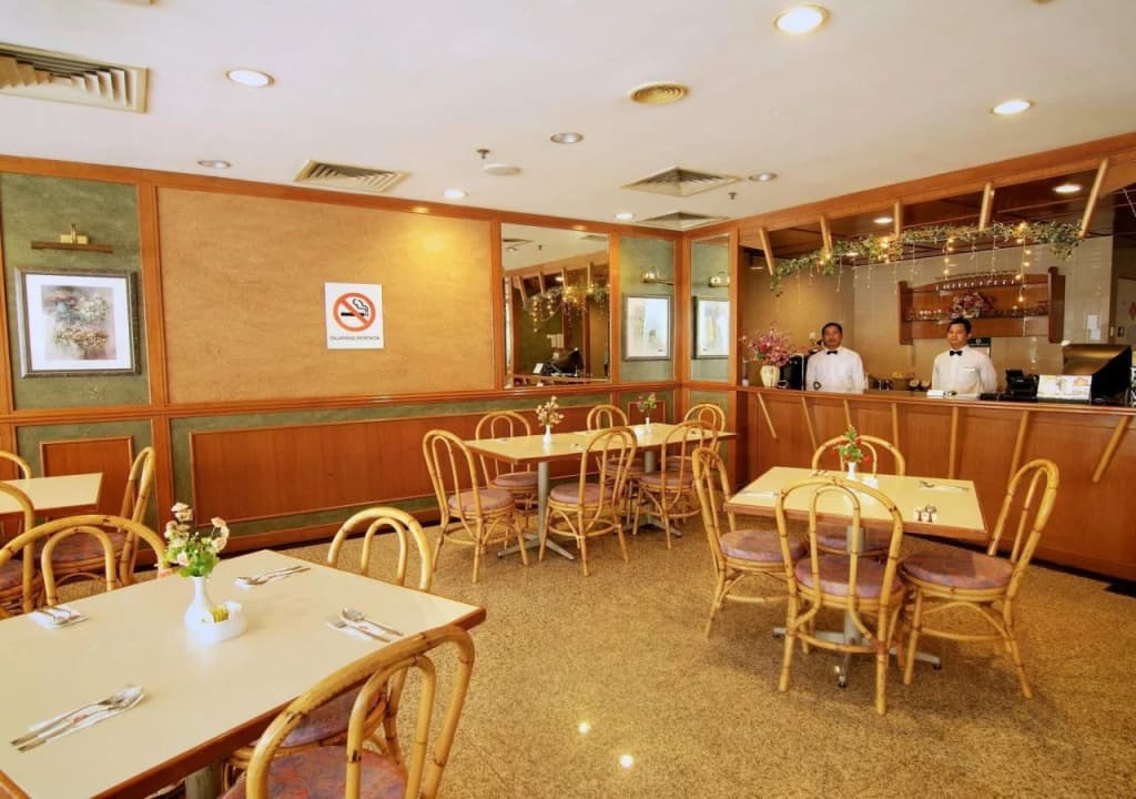 ZEN Rooms First Business Inn - photo 8
