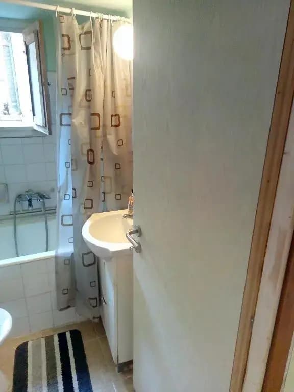 Central Apartment - photo 5