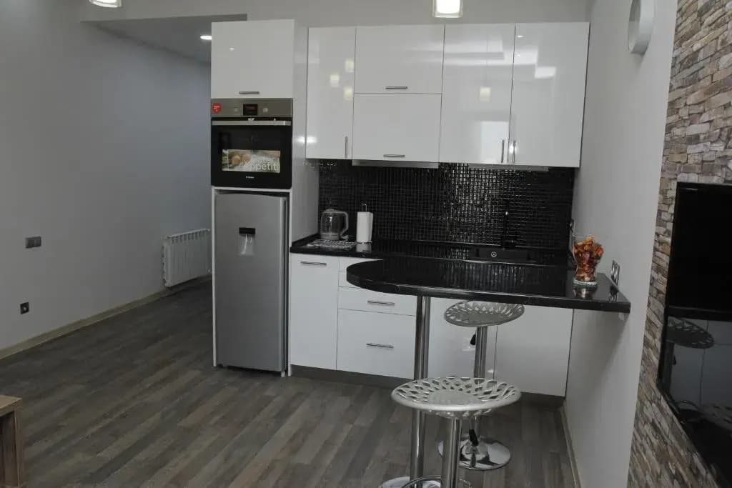 Studio B - photo 2